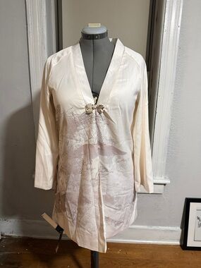 Ivory Floral V-Neck Tunic Top